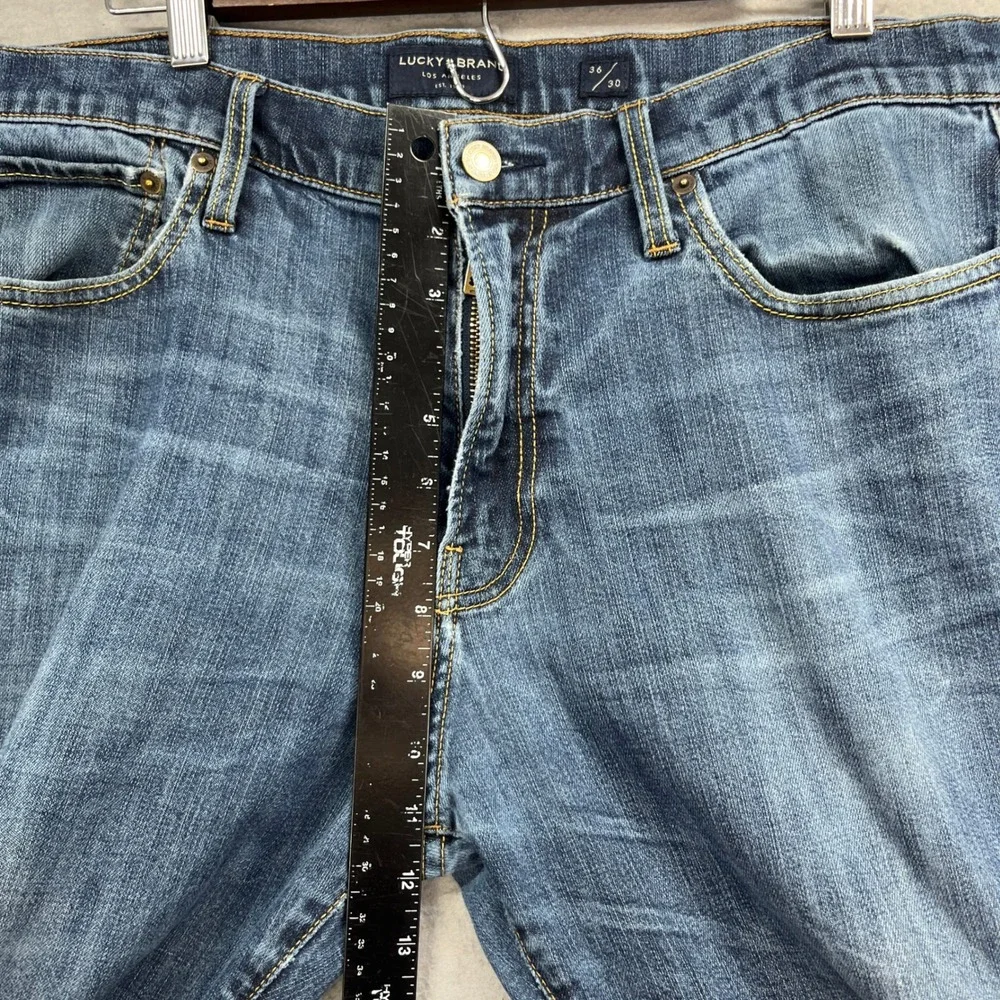 Lucky Brand Jeans Mens 36 Blue Denim Athletic Slim Fit Distressed Streetwear